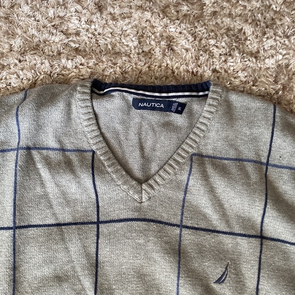 Nautica Sweater - Picture 2 of 3